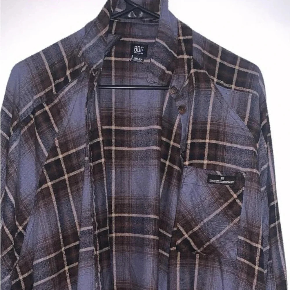 womens XS BOG shirt